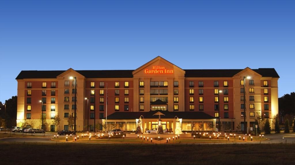 Hilton Garden Inn Atlanta Airport/Millenium Center Колледж Парк Экстерьер фото